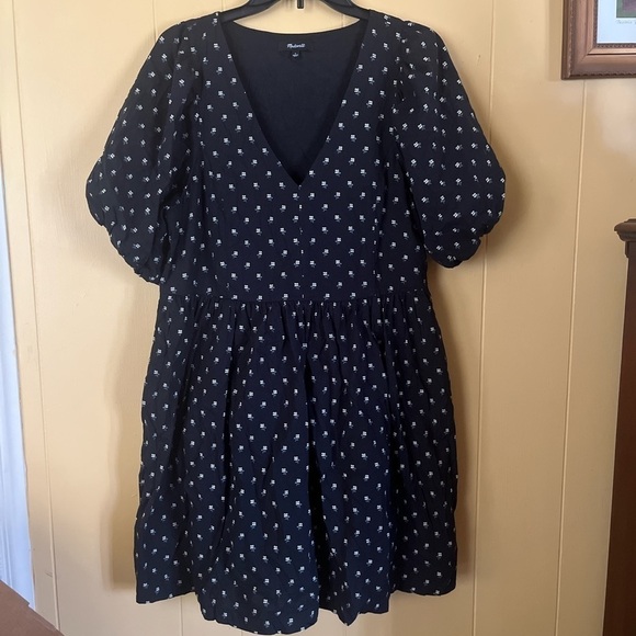 Madewell Dresses & Skirts - MADEWELL Women’s Puff Sleeve Size Small Dress